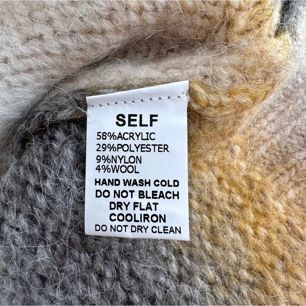 And The Why Striped Fuzzy Sweater size 1X/2X NWT Long Sleeve Grey White Yellow